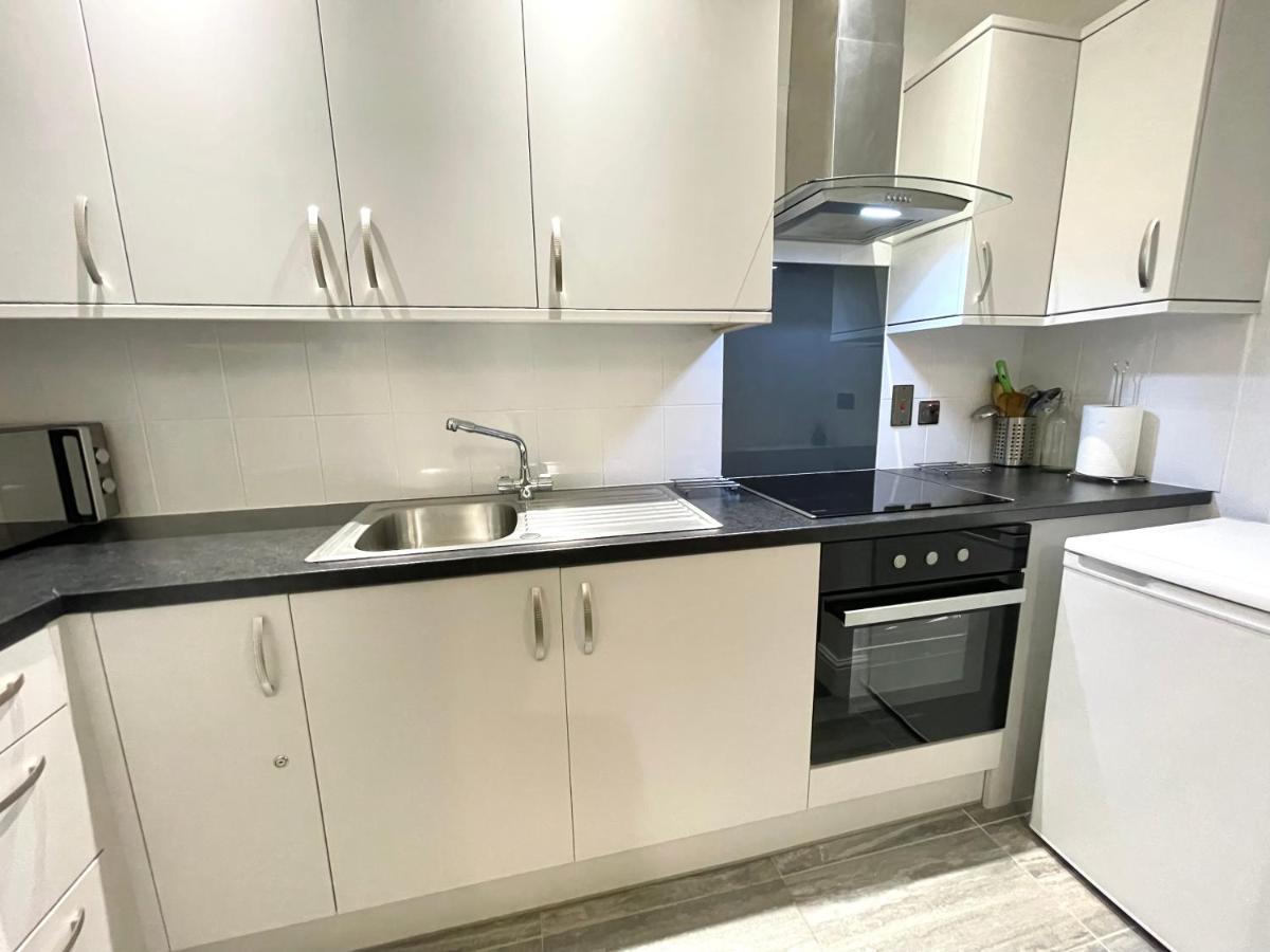 Modern Family Apartment Free Parking And Gym By Beach Bournemouth Kültér fotó