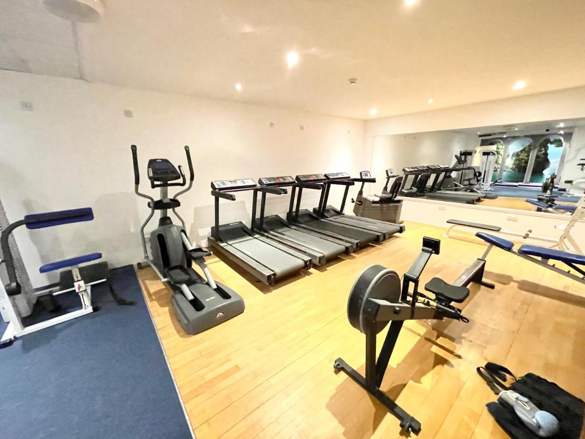 Modern Family Apartment Free Parking And Gym By Beach Bournemouth Kültér fotó
