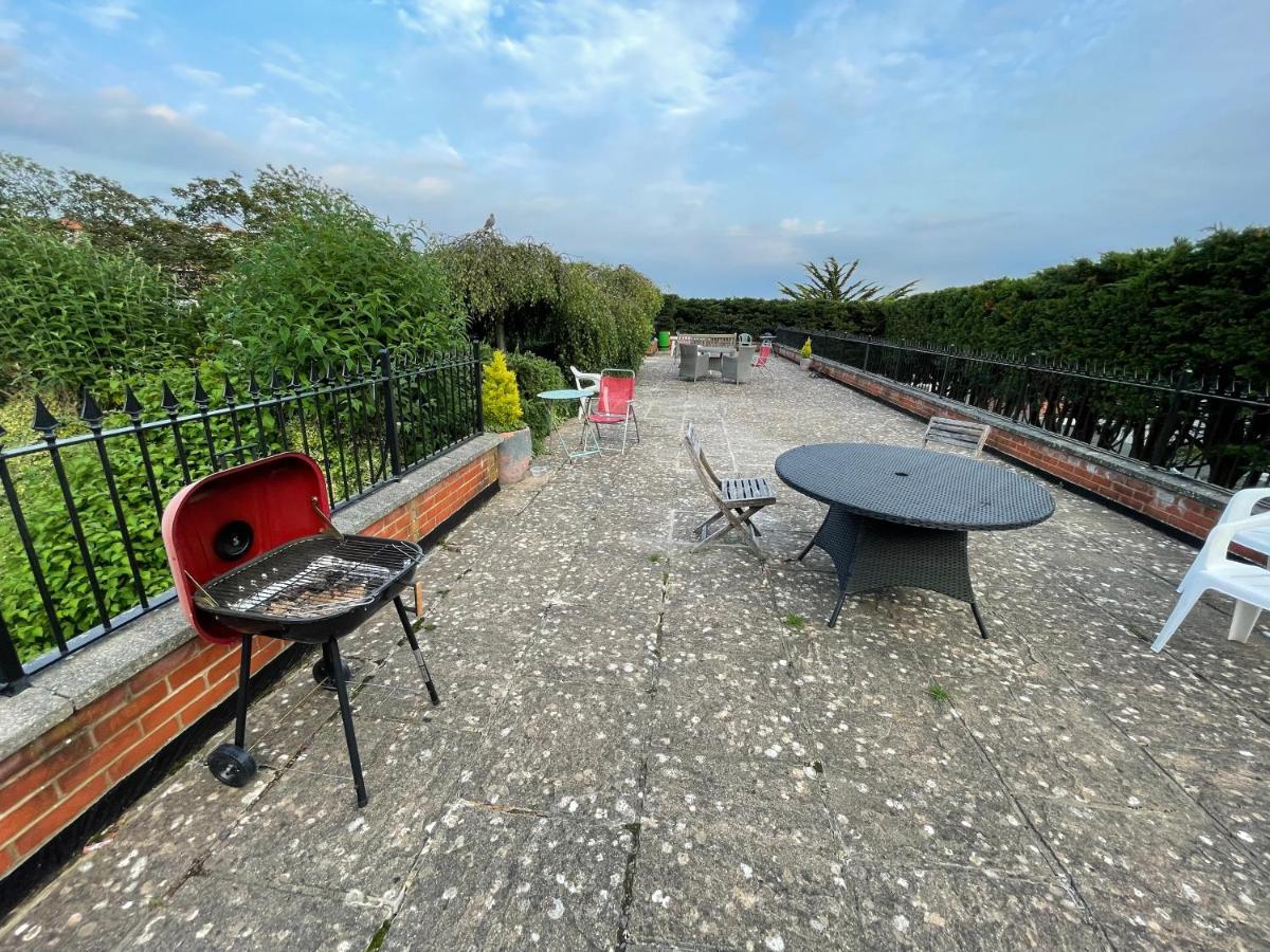 Modern Family Apartment Free Parking And Gym By Beach Bournemouth Kültér fotó
